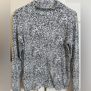 Croft & Barrow 100% Cotton Zebra Print Woman’s Medium‎ Long Sleeve Top